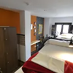Oasis Backpackers\' Hostel Granada