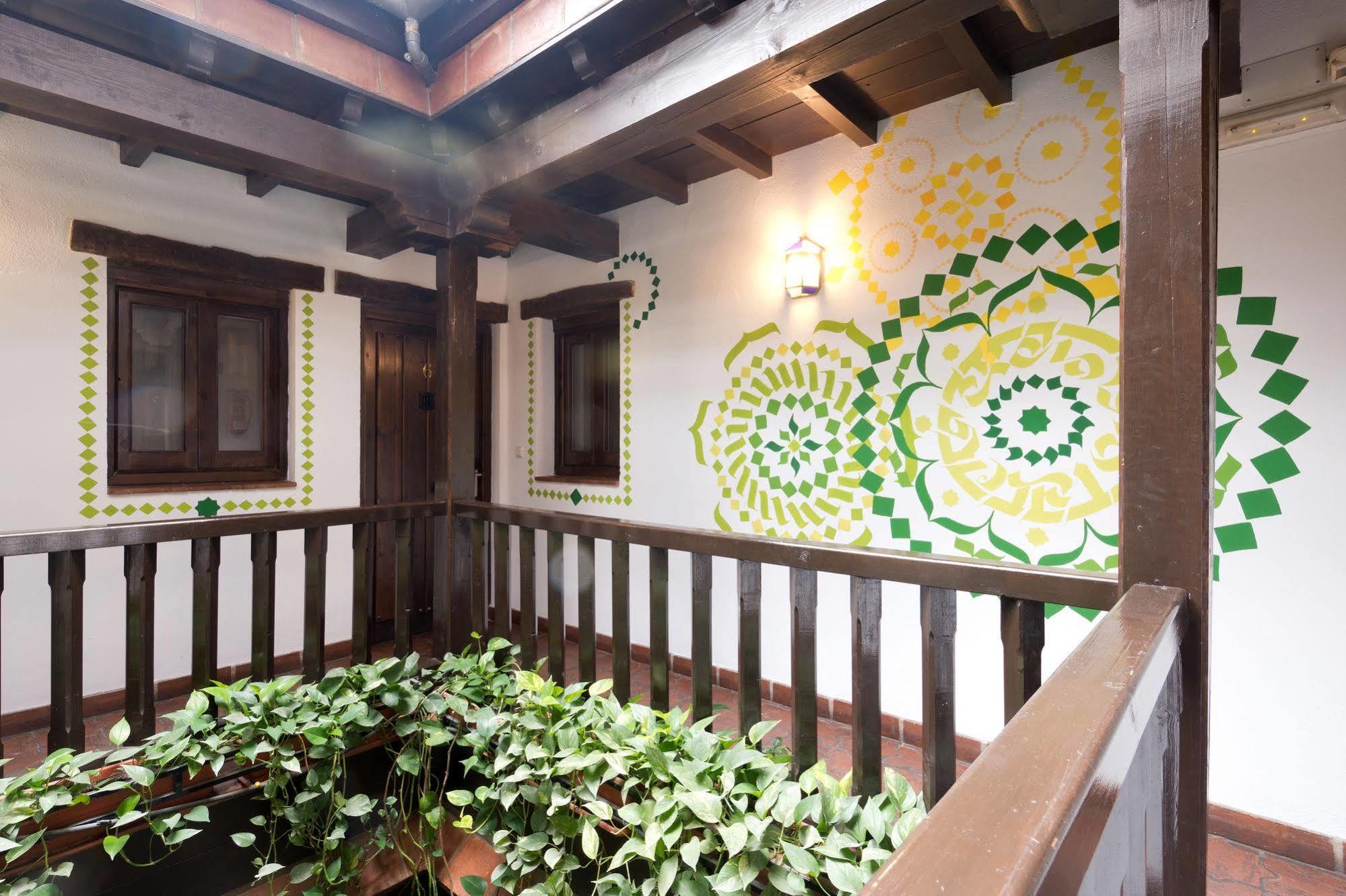 Hostal Oasis Backpackers' *